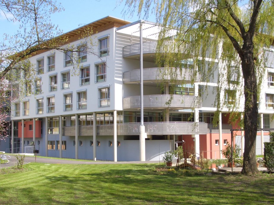 Das PBZ Gloggnitz von außen.